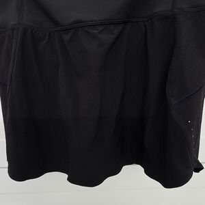 Run With 14" Skort